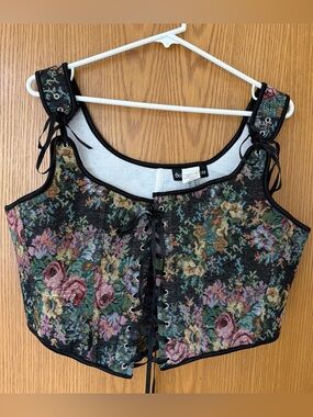 Scarlet Darkness Floral Lace Up Corset 16 Cottage Renaissance Romantic Tapestry